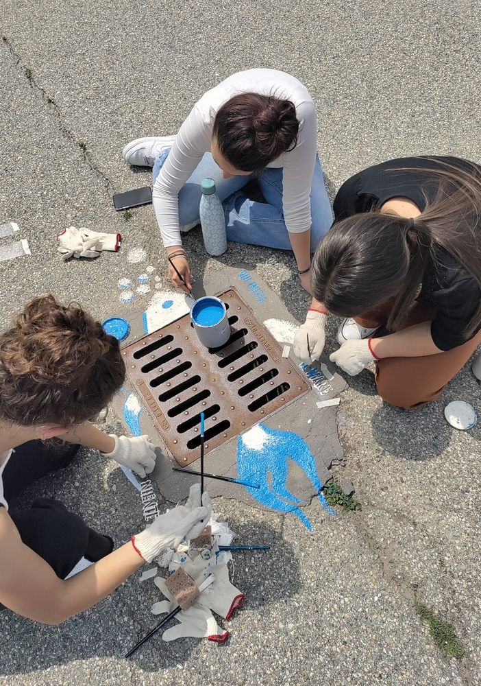 ‘Qui inizia il mare: non buttare niente!’: anche Pinerolo in difesa degli oceani [FOTO]