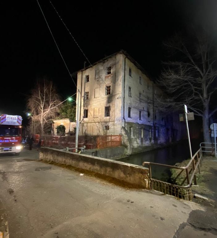 Il sindaco di Pinerolo dopo l'incendio al Türck: «Dobbiamo firmare la convenzione per la riqualificazione»