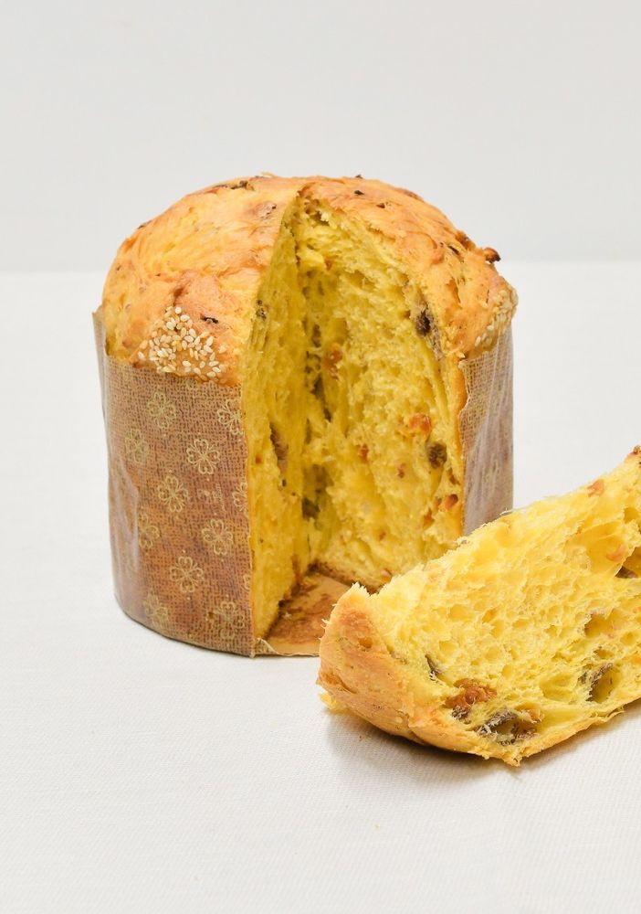 Panettone 'Peperoni acciughe' di Castino di Pinerolo