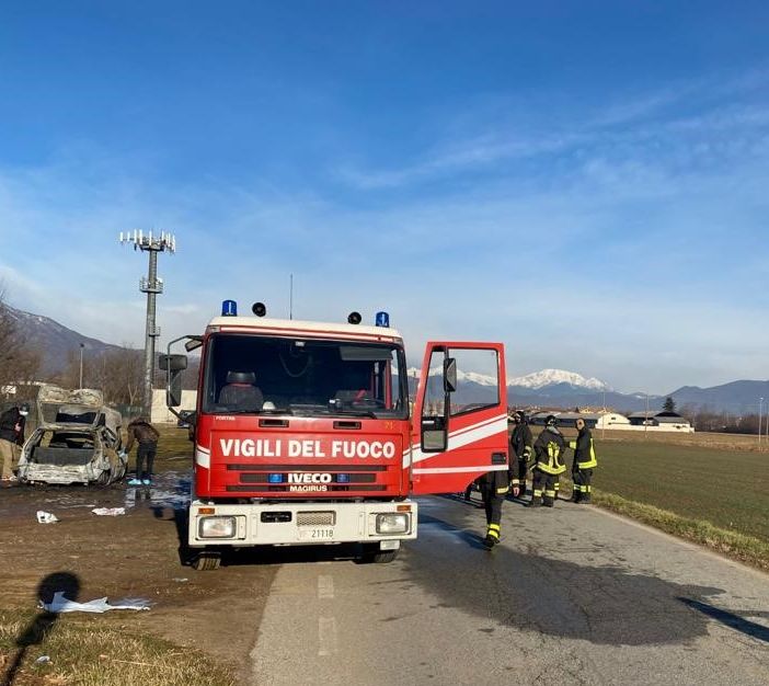 Suicidio in via Buriasco a Piscina