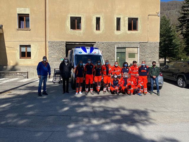La nuova ambulanza Tango di Pragelato