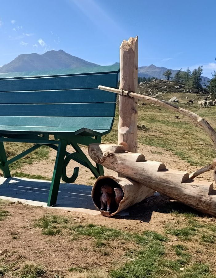 La panchina gigante al Laz Arà