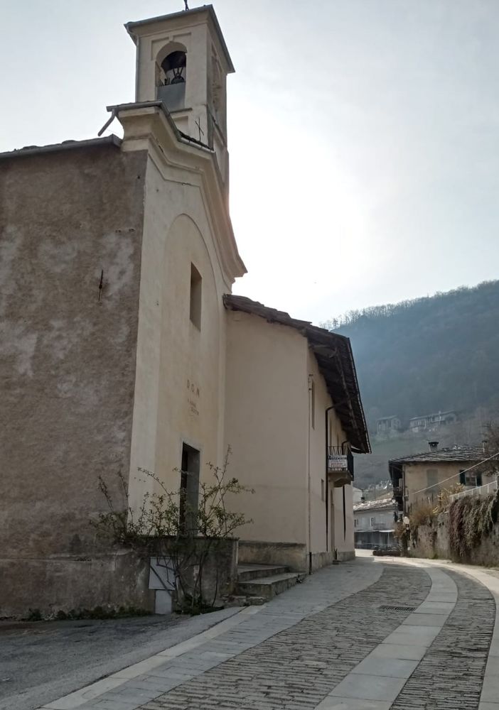 Il lastricato di via Duca Amedeo
