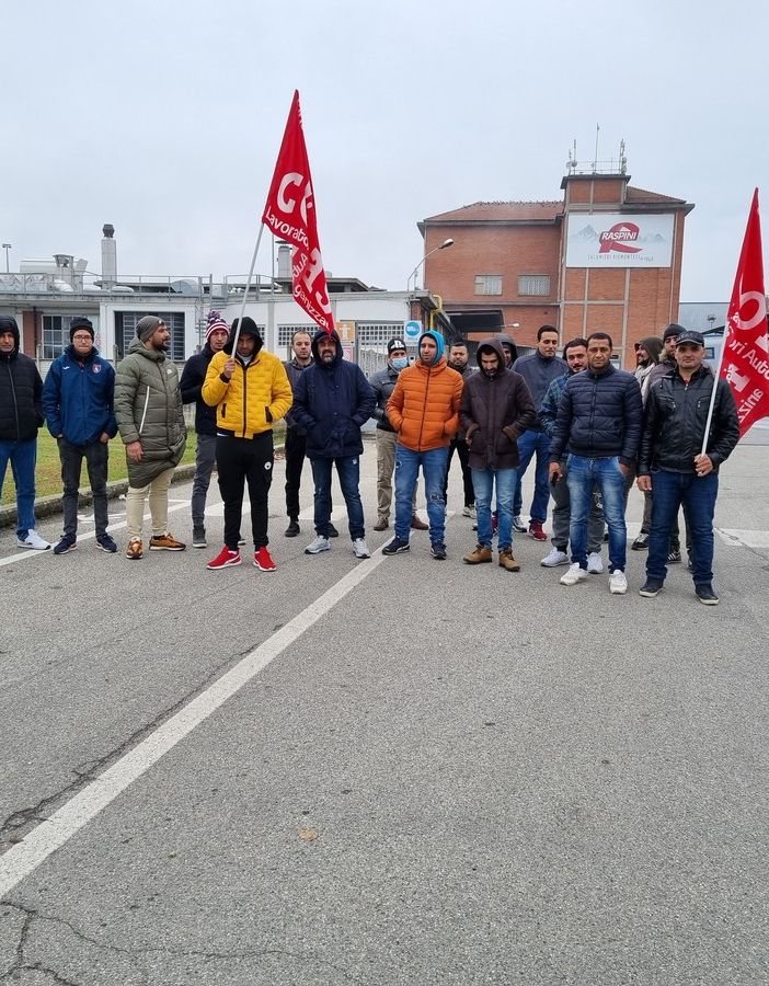 Raspini di Scalenghe: non c’è l’accordo, continua lo stato di agitazione
