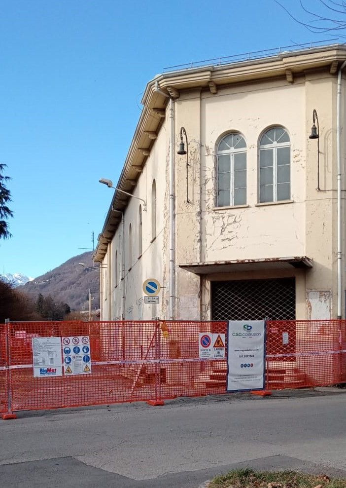 Il cantiere fermo