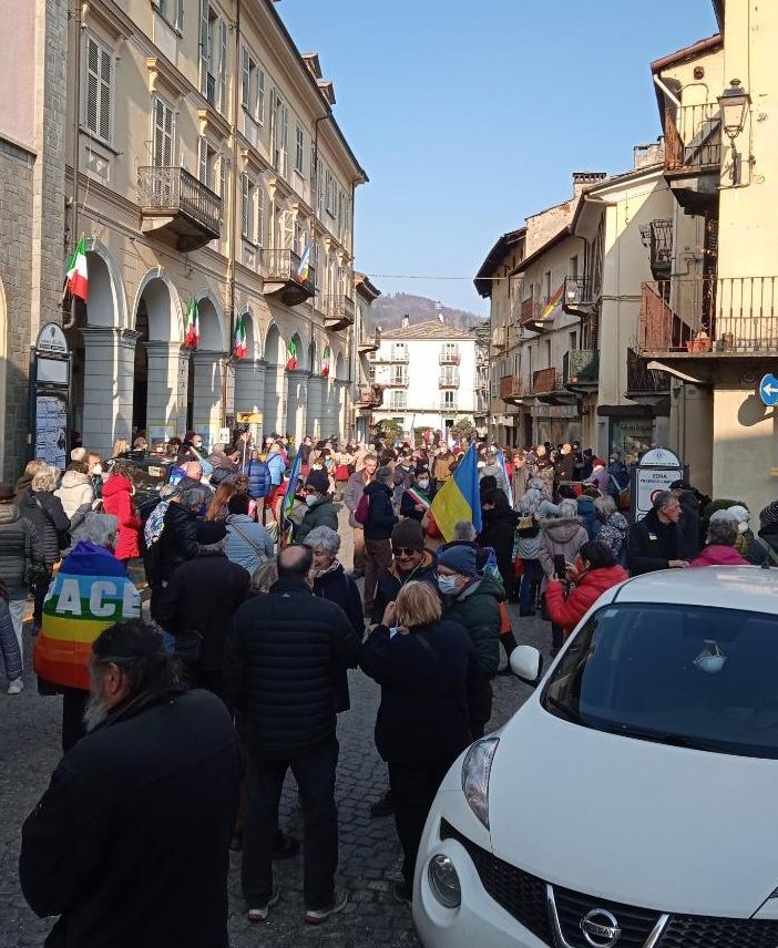 La manifestazione per la pace dello scorso 6 marzo a Torre Pellice