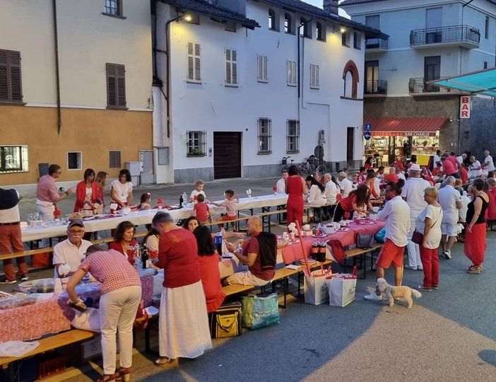 Un momento della festa di compleanno della Fidas di Vigone