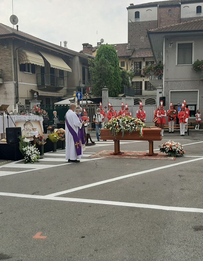 I funerali di Abate, sindaco di Vigone