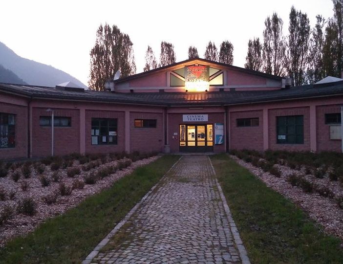 A Villar Perosa: cinema e teatro “divisi” e gestiti da esperti