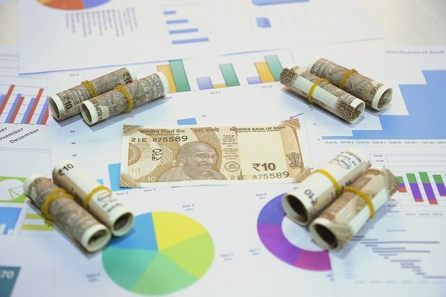 Banche: a Torino si guadagnano solo 8,5 euro l'anno sui conti correnti