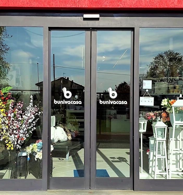3B lancia bunivacasa.it: mezzo secolo di esperienza disponibile per gli acquisti online