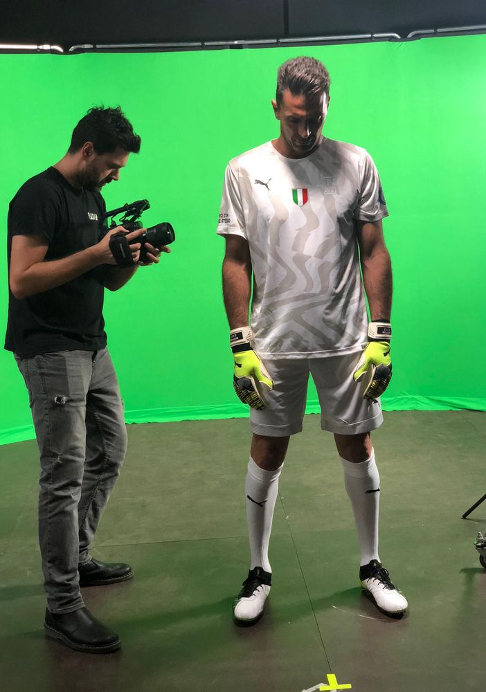 Buffon e Chiellini scendono in campo al fianco degli Insuperabili