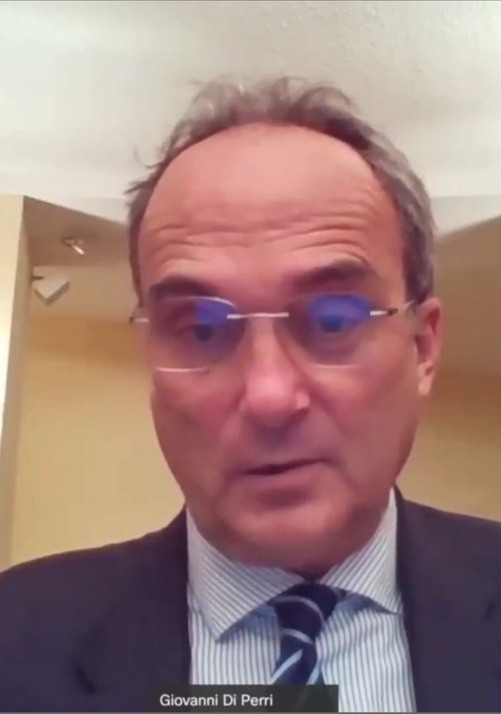 Covid, il professor Di Perri: “Vaccinare subito gli over 60. Con gli anziani immunizzati avremo il tempo di organizzare tutto il resto”