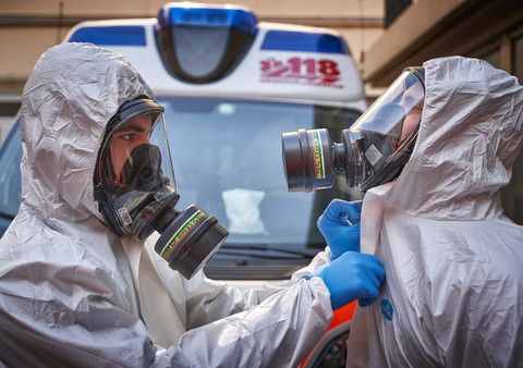 Altri 78 decessi per Covid in Piemonte. Calano i ricoveri (-61), due persone in più in terapia intensiva