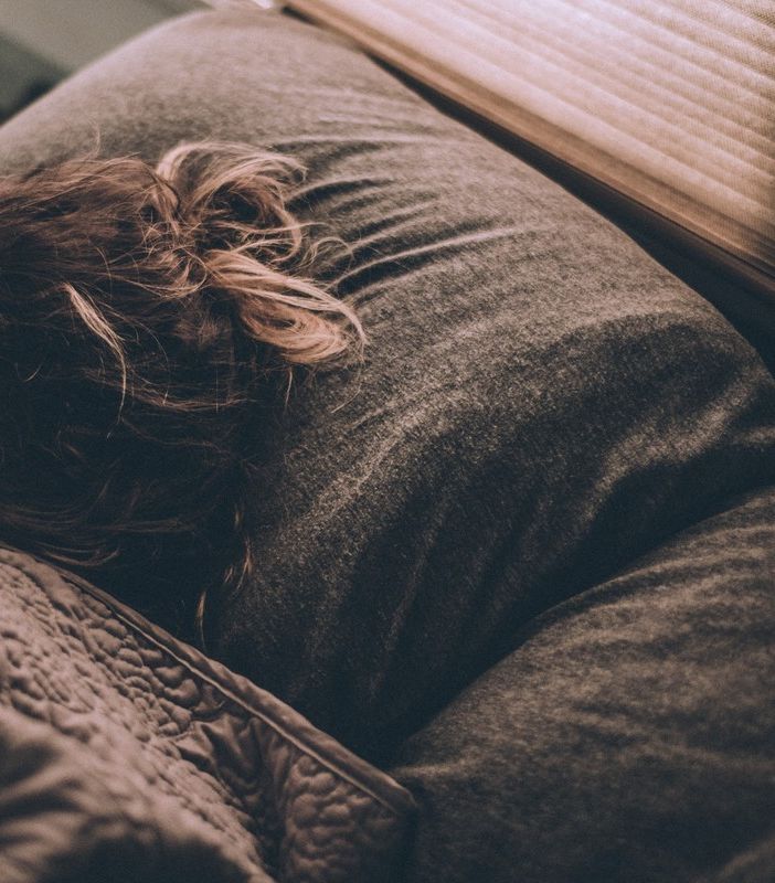 Insonnia invernale: come combatterla? Consigli utili e rimedi per dormire bene