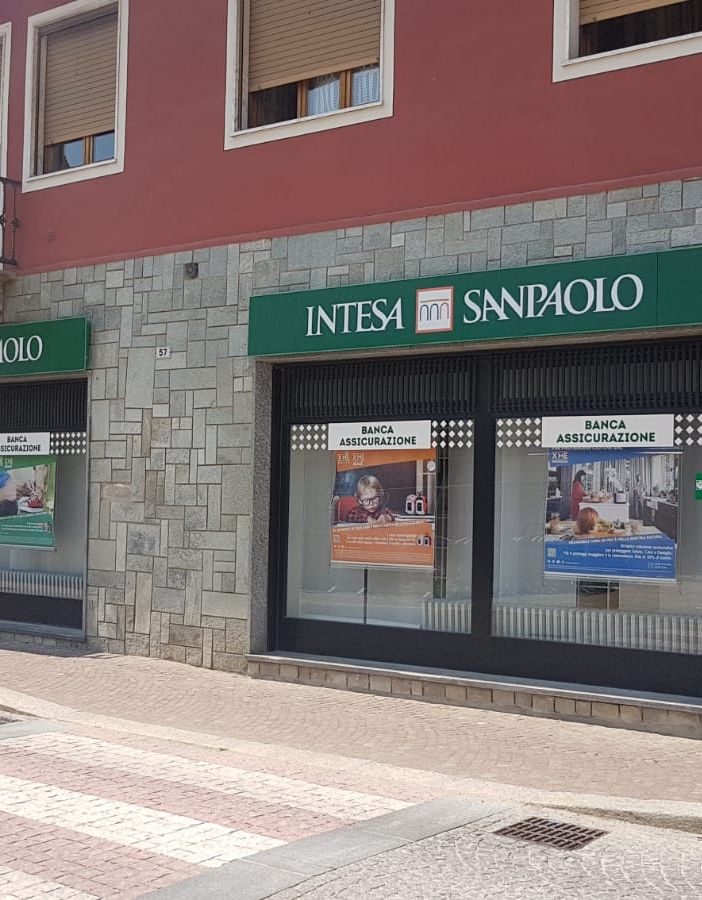 Installazione di erogatori di gel igienizzante in tutte le Aree Self del Gruppo Intesa Sanpaolo