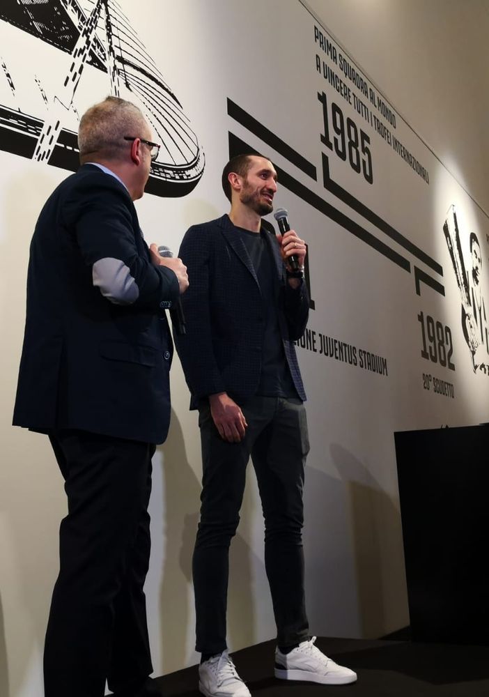 Giocatori della Juve violano l'isolamento anticovid, la Procura apre un fascicolo