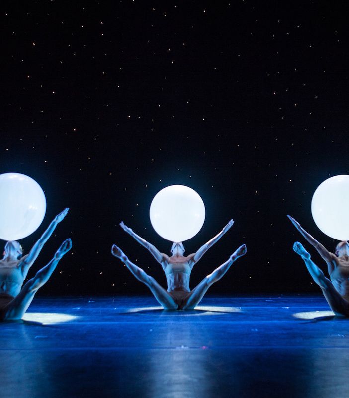 I Momix, al teatro Alfieri da mercoledì 29 maggio a domenica 2 giugno