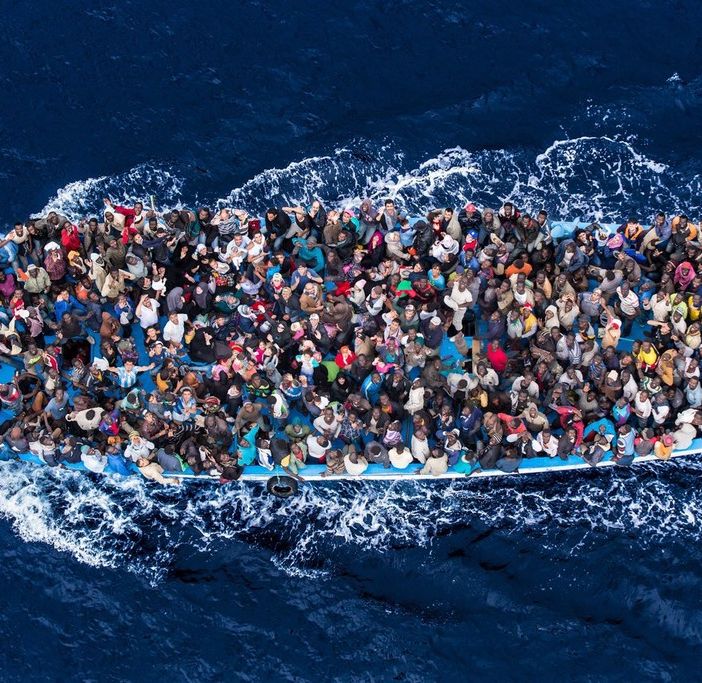 Migranti iscritti all’anagrafe: «Il sindaco di Pinerolo si penta»