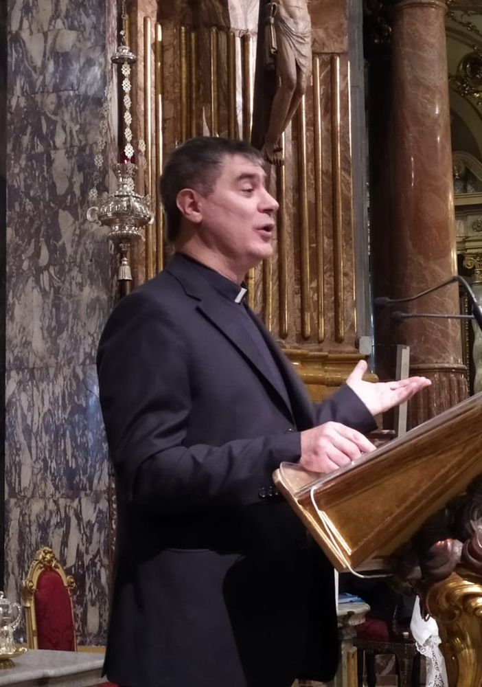 Il vescovo Roberto Repole
