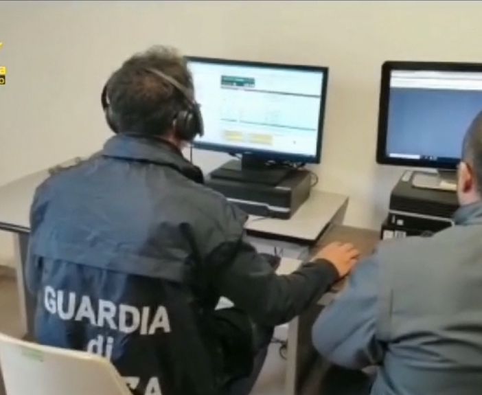 Truffa delle imprese &quot;apri e chiudi&quot;, scoperta un'evasione fiscale da oltre 5 milioni di euro