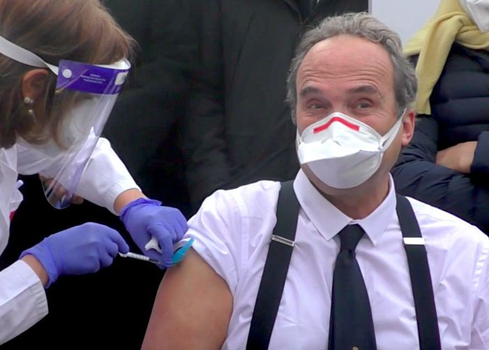 Giovanni Di Perri vaccinato