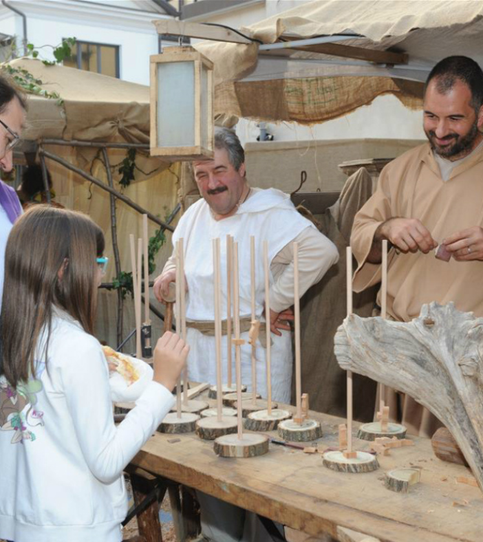 Vuoi vivere l’atmosfera del Medioevo con i tuoi bambini? Vieni ad Asti ad Arti e Mercanti!