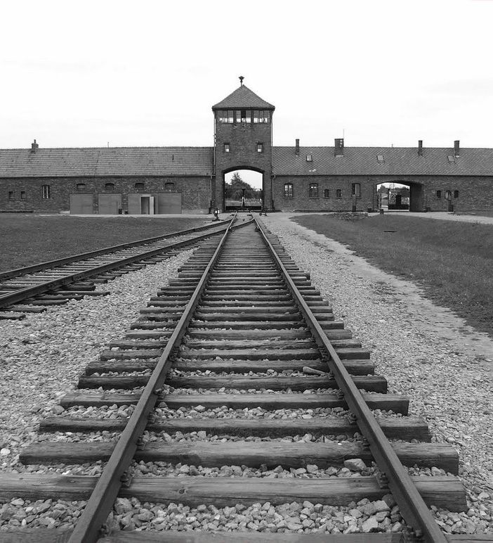 Il binario di Auschwitz-Birkenau