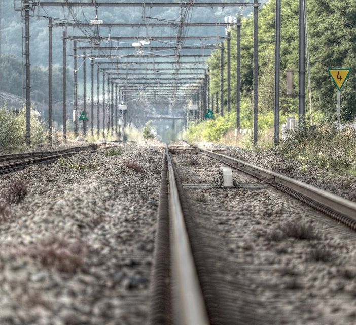 Uomo investito e ucciso da un treno a Villastellone, circolazione ferroviaria sospesa