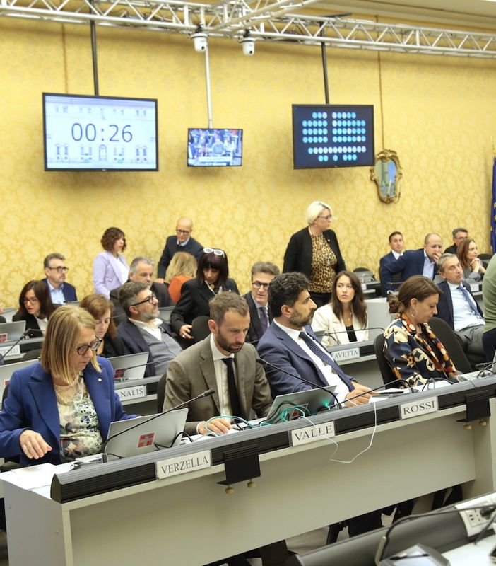 La cultura al centro degli ultimi ritocchi di bilancio. Approvato l'emendamento delle opposizioni di 1,8 milioni