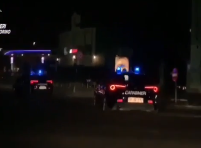 In Campidoglio in manette un 72enne che, fermato per essere passato con il rosso, ha colpito con un pugno il Carabiniere