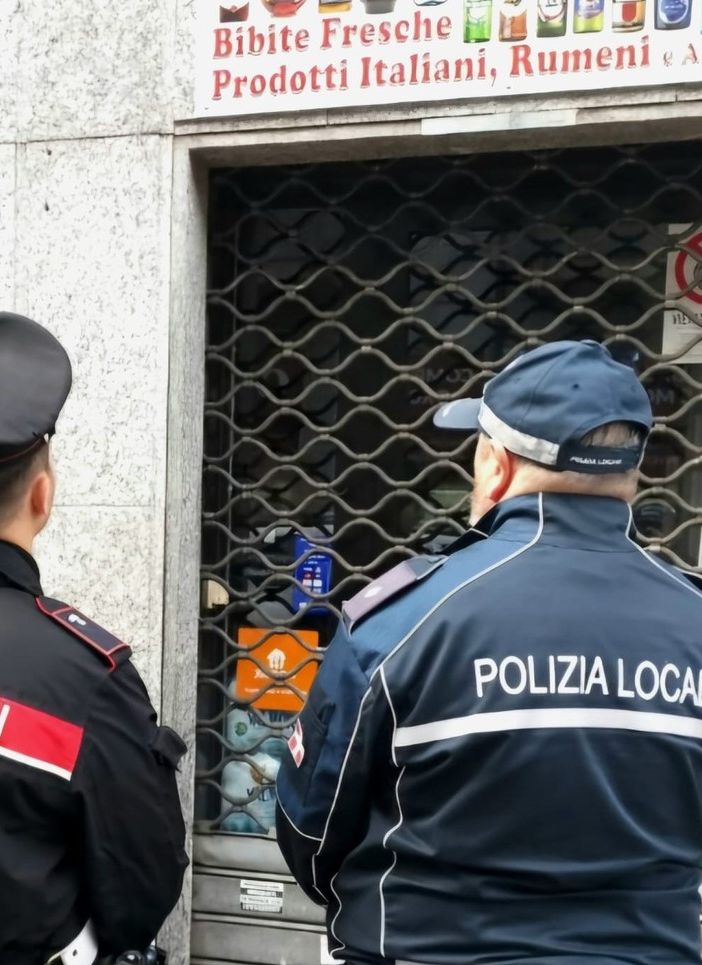 Carabinieri e Polizia locale sospendono per tre mesi la licenza a minimarket di Nichelino