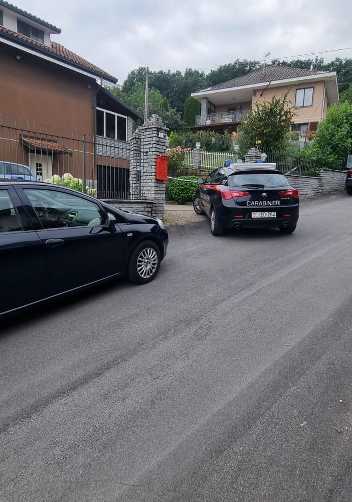 Tragedia a Roletto: padre 84enne uccide il figlio a sprangate. Indagano i carabinieri