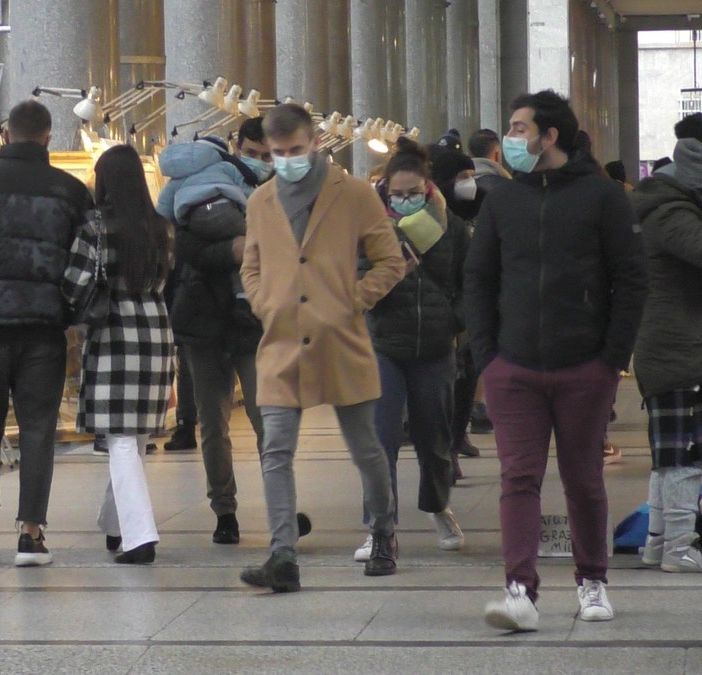 Torinesi a passeggio in centro