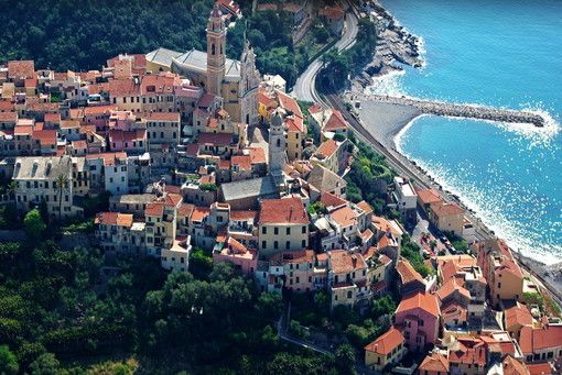 Mare, escursionismo, enogastronomia di nicchia e matrimoni. Giampellegrini:&quot;Liguria regione dei record&quot;
