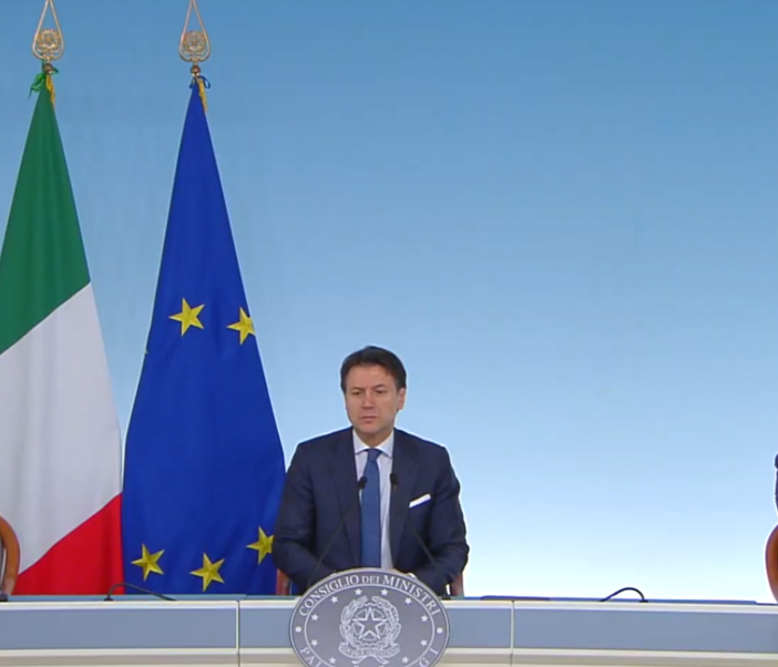 Il Governo in campo con 25 miliardi per lavoro ed economia: &quot;Nessuno perderà il posto per il Coronavirus&quot;