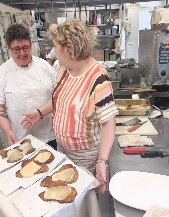 Cotolette con formaggio fuso sopra