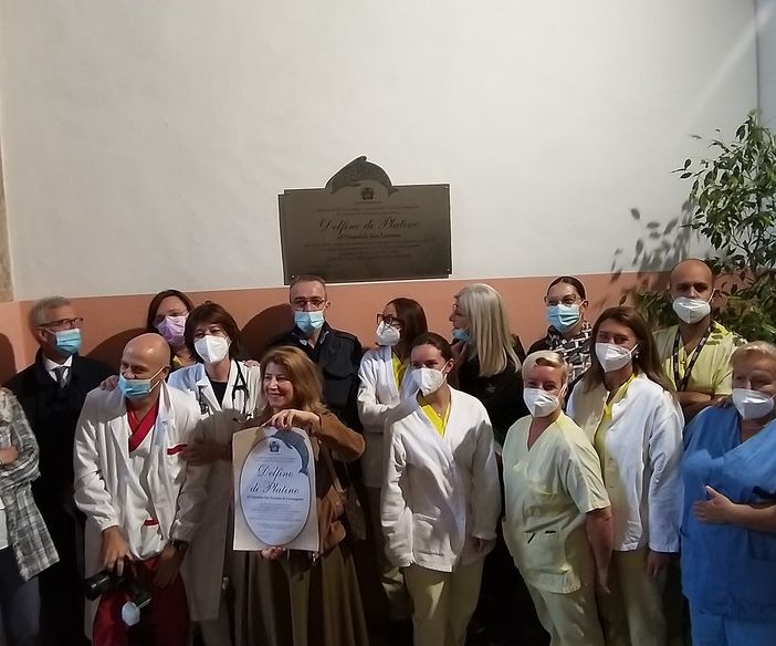 Coronavirus, Delfino di Platino al personale sanitario e amministrativo del San Lorenzo di Carmagnola