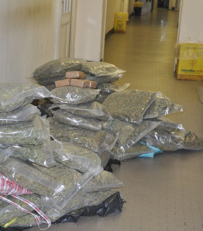60 chili di marijuana trovata nella disponibilità di un 46enne di Venaria