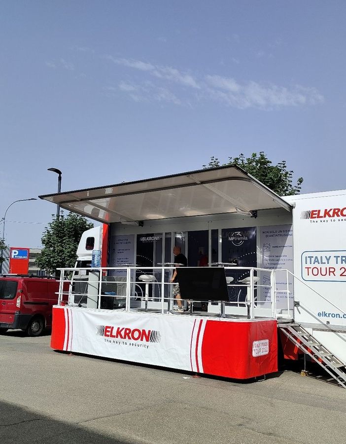 Italy Truck Tour 2022 di Elkron conclude l'estate della sicurezza: presentato il sistema MP3000 con il supporto di 7 distributori territoriali