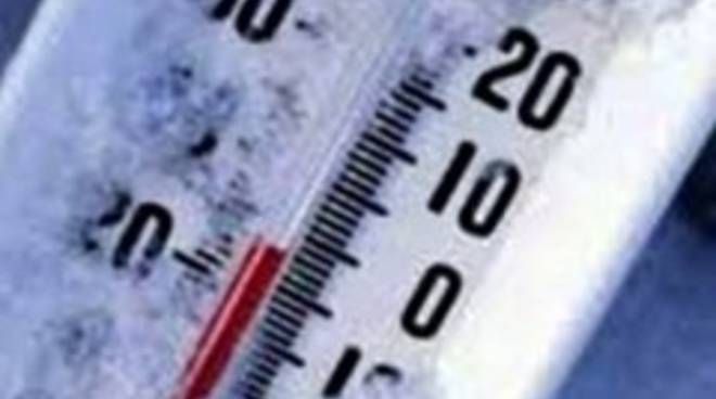 Termometro con basse temperature e gelo