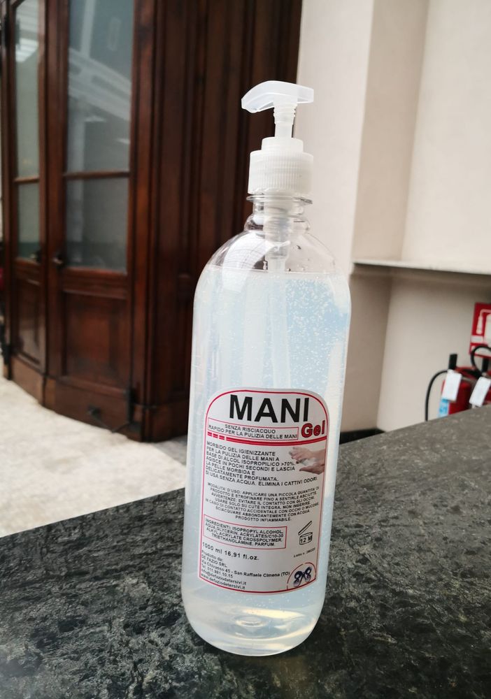 Coronavirus, Arpa Piemonte produce gel igienizzante: sarà destinato a forze dell'ordine, medici ed infermieri