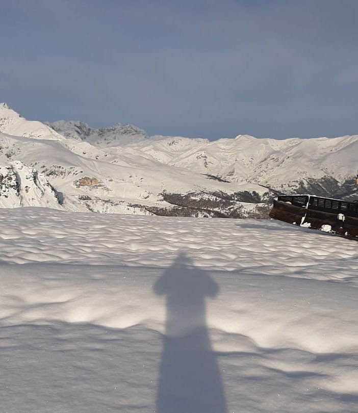 Pian Munè di Paesana (Cn), due metri di neve in quota e domenica ne arriva dell’altra. Il 7 dicembre si apre