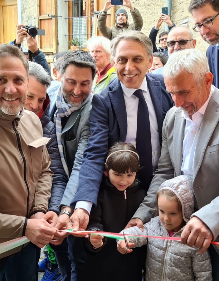 Evento unico a Mendatica, doppia inaugurazione made Parco Alpi Liguri: &quot;Turismo ecosostenibile e grande sensibilità ambientale&quot; (foto)