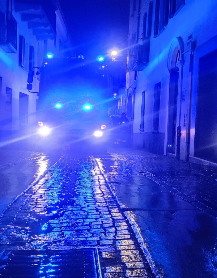 vigili del fuoco in azione
