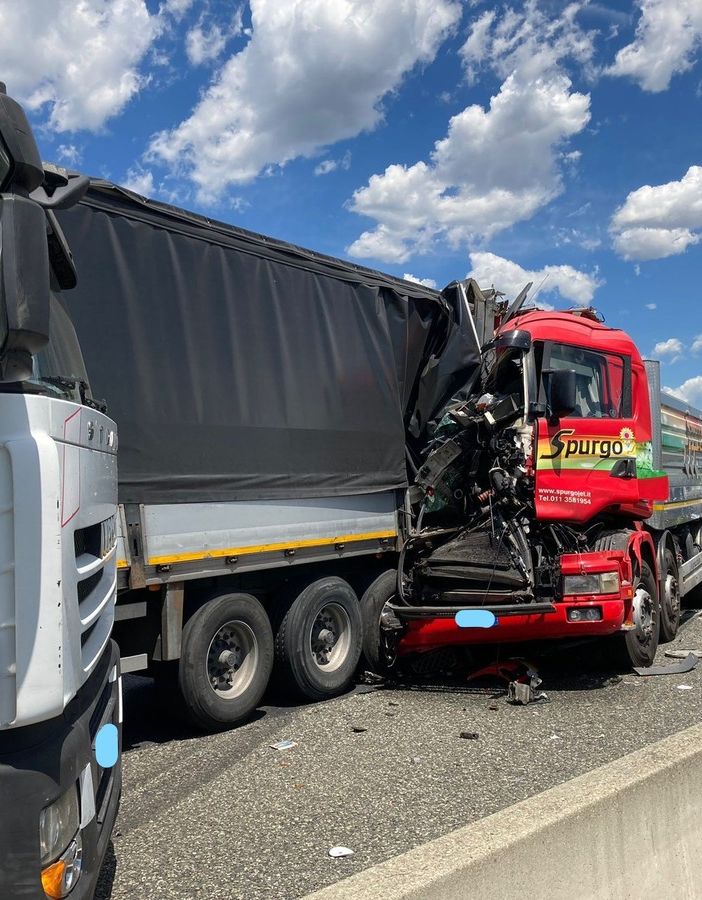 incidente tangenziale moncalieri