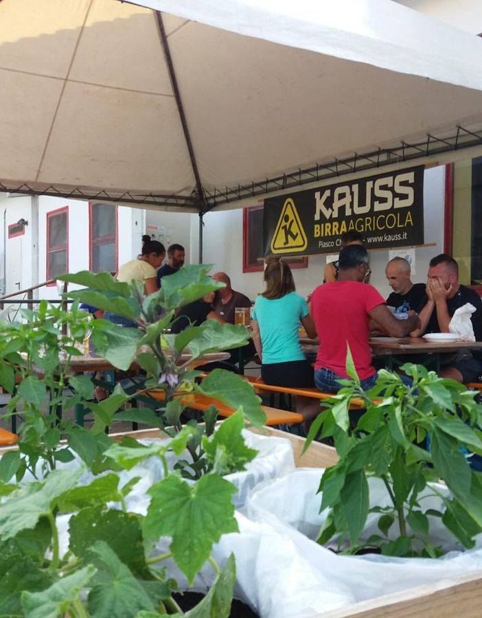 Kauss Dehort: una zona rilassante e ortolana in cui degustare birre locali con vista sulla Valle Varaita