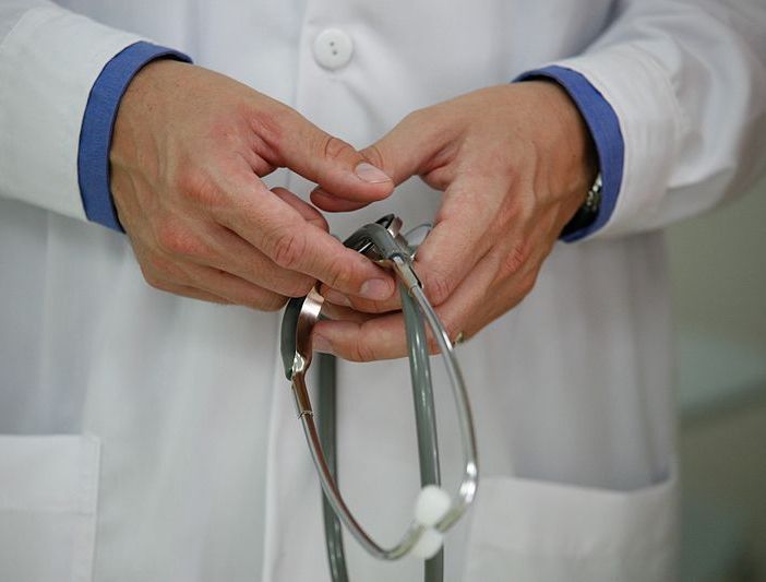 Corruzione nelle Asl piemontesi: soldi e gioielli agli infermieri per truccare le gare