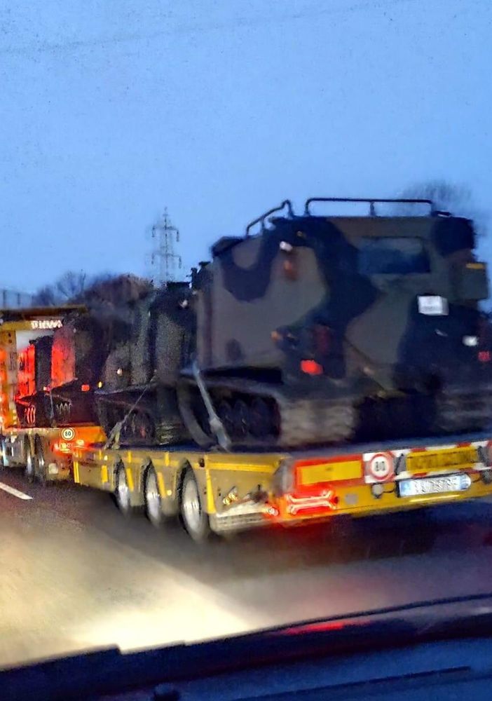 Mezzi militari in tangenziale a Torino, sui social panico da guerra ma si tratta di un'esercitazione