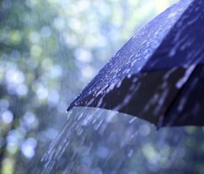 Meteo, le previsioni del weekend: oggi pioggia, poi bel tempo e temperature in rialzo